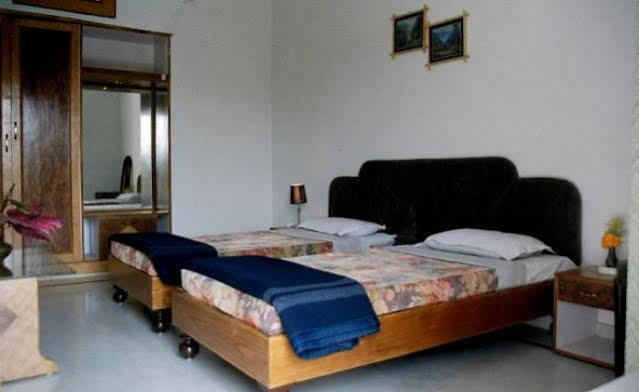 Hotel Surya Khajurāho Esterno foto
